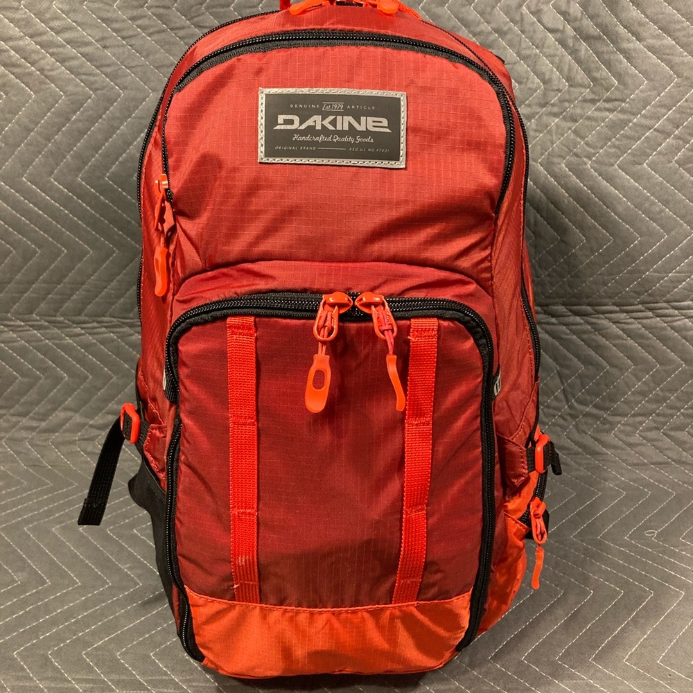 Dakine Amp 18l hydration pack
